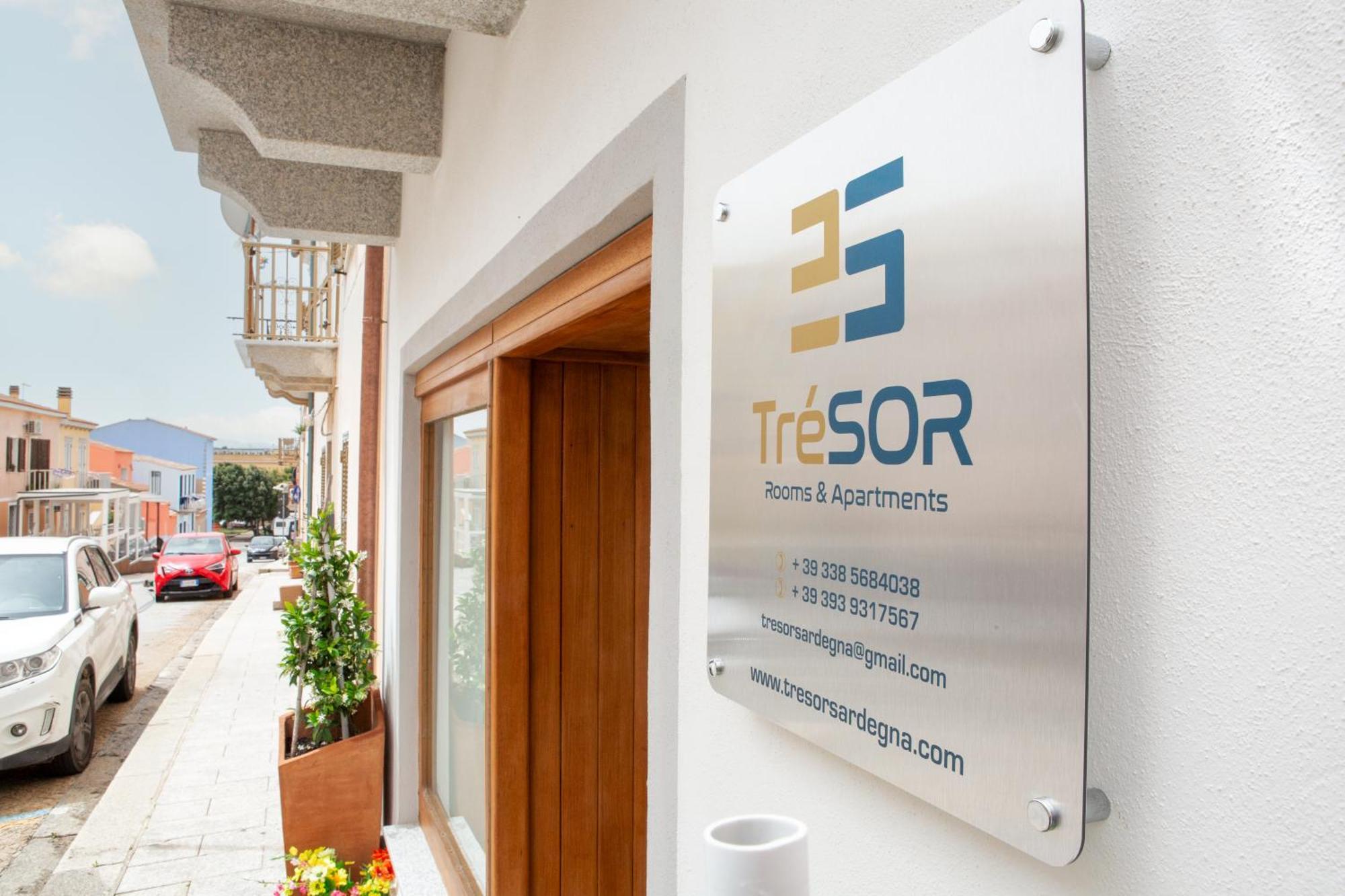 Готель Tresor Санта-Тереза-Галлура Екстер'єр фото